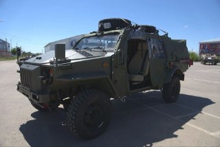 Четыре Бронеавтомобиля ‘Сармат’ Отправлены на СВО из Волгоградской Области