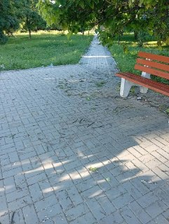 Жители требуют восстановления сквера у ЖД вокзала: Память о героях под угрозой