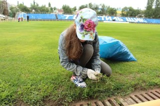 В Волгоградской области трудоустроено более 2800 подростков в 2026 году